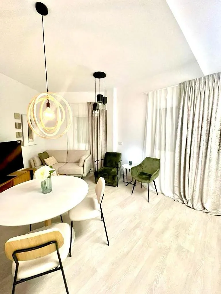Apartmán Historical Centre! Private Terrace & Gym-Near Public Parking Màlaga 0*,  Španělsko