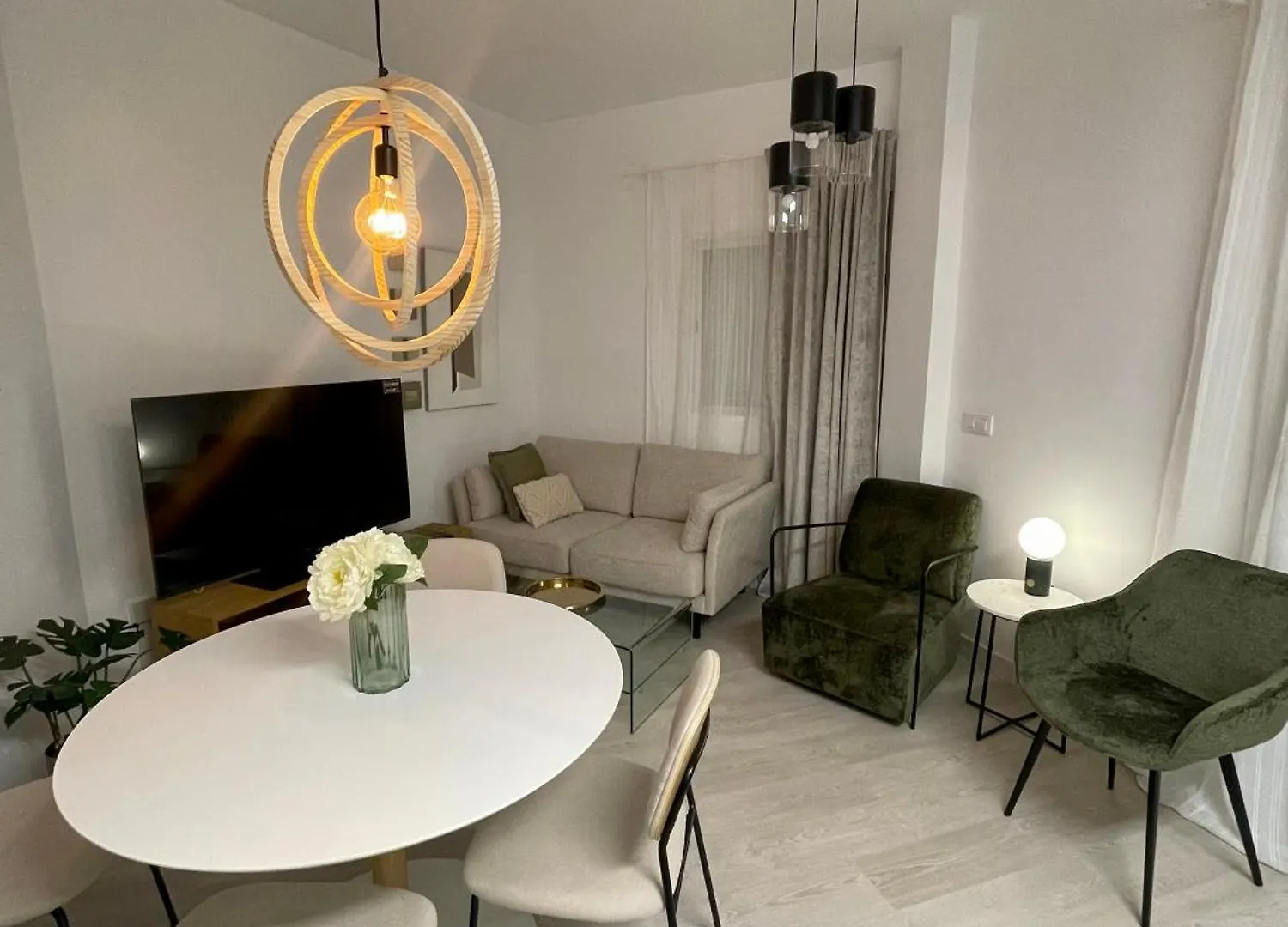 Apartamento Historical Centre! Private Terrace & Gym-Near Public Parking Málaga 0*,  España